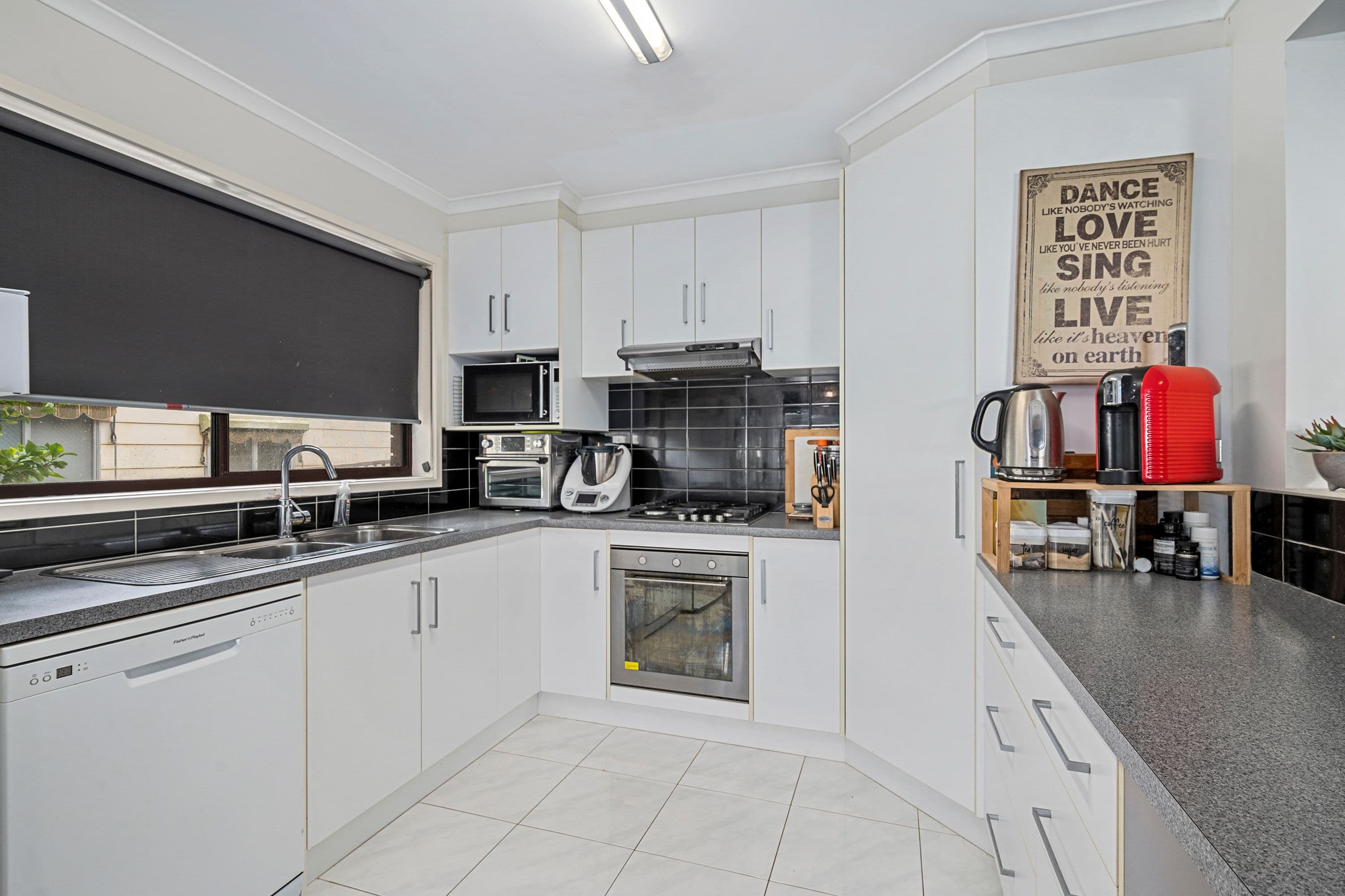 52 Pallett Street, Golden Square VIC 3555, Golden Square - Thumbnail 3