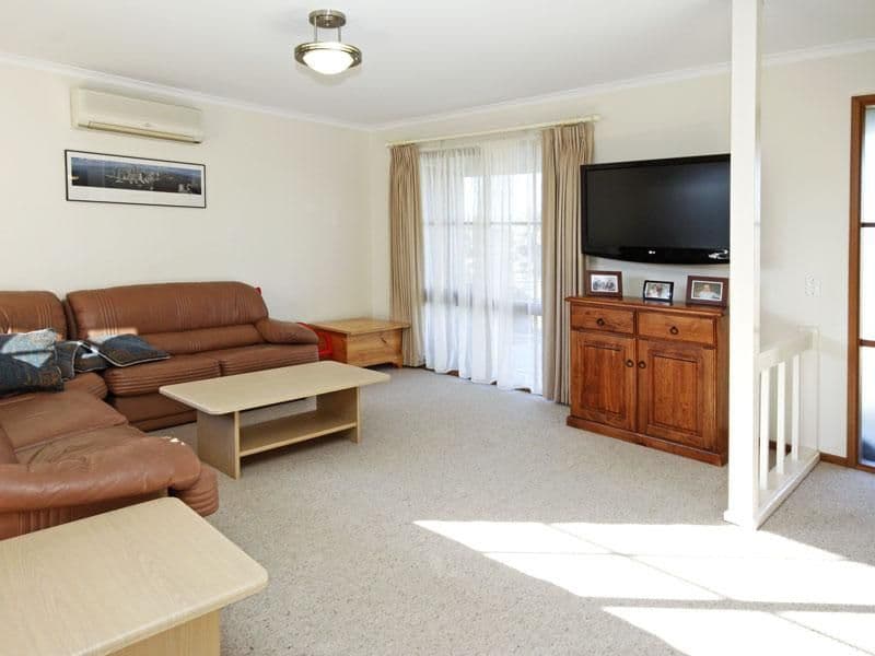 6 Yongala Court, GROVEDALE VIC 3216, Grovedale - Thumbnail 2