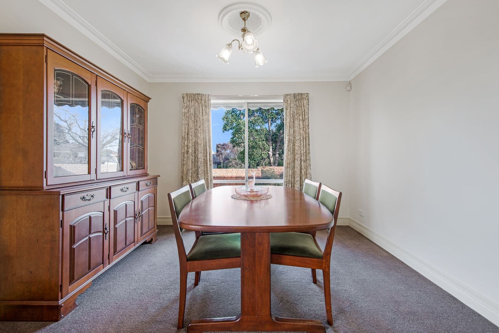 18 Edith Street, Glen Waverley VIC 3150, Glen Waverley - Thumbnail 3