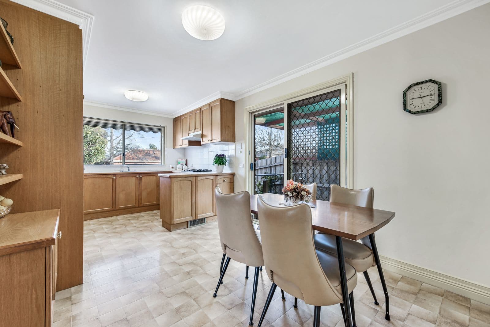 18 Edith Street, Glen Waverley VIC 3150, Glen Waverley - Thumbnail 4