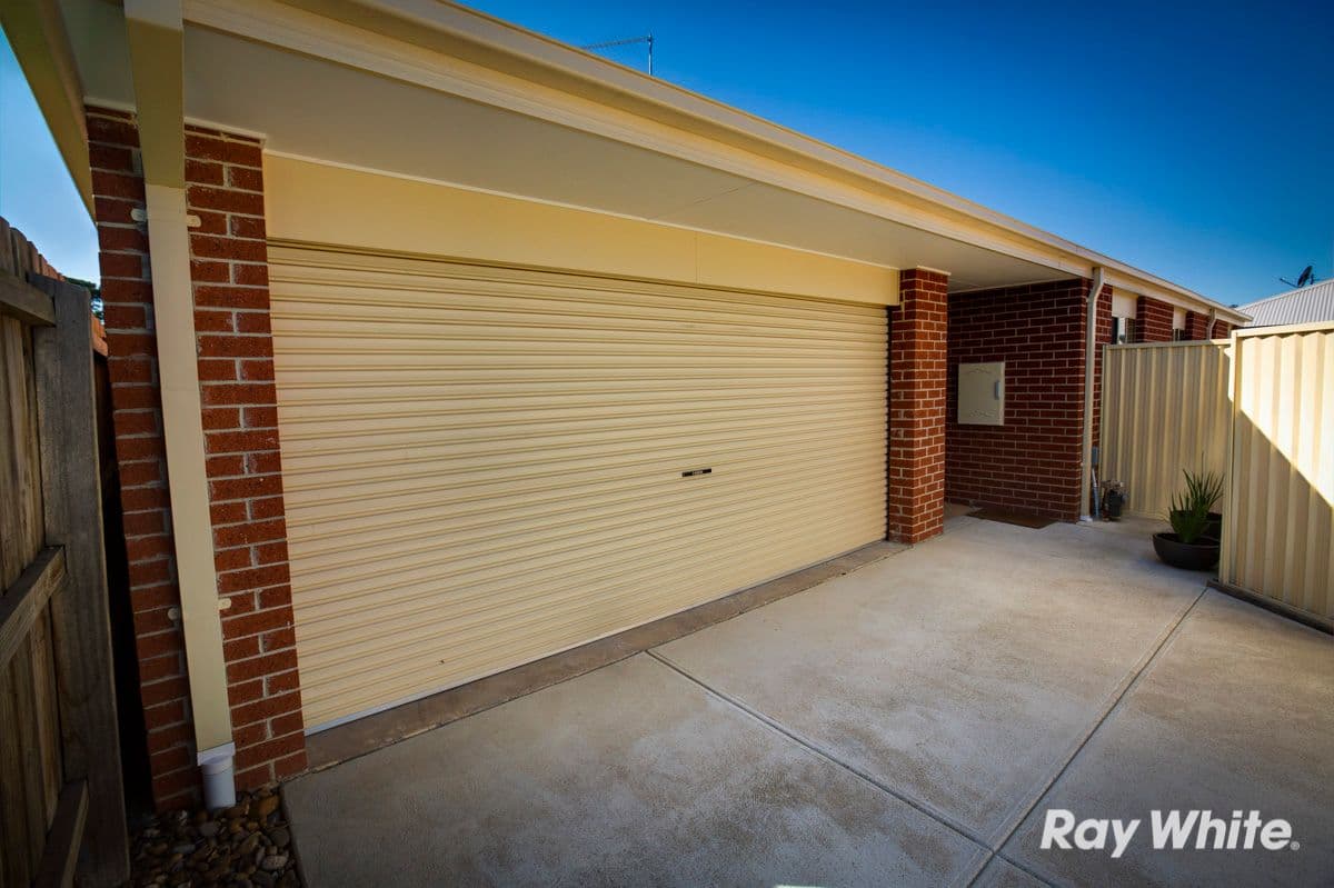 33B Pomegranate Way, PAKENHAM VIC 3810, Pakenham - Thumbnail 2