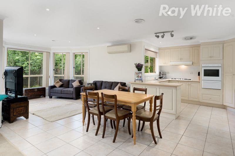 11 Callistemon Rise, Mill Park VIC 3082, Mill Park - Thumbnail 2