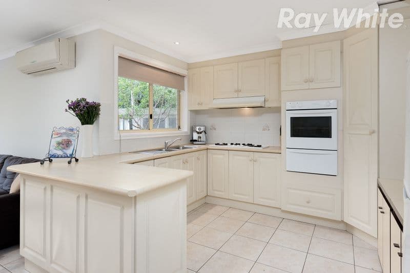 11 Callistemon Rise, Mill Park VIC 3082, Mill Park - Thumbnail 3