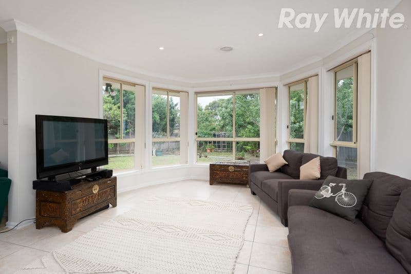 11 Callistemon Rise, Mill Park VIC 3082, Mill Park - Thumbnail 4