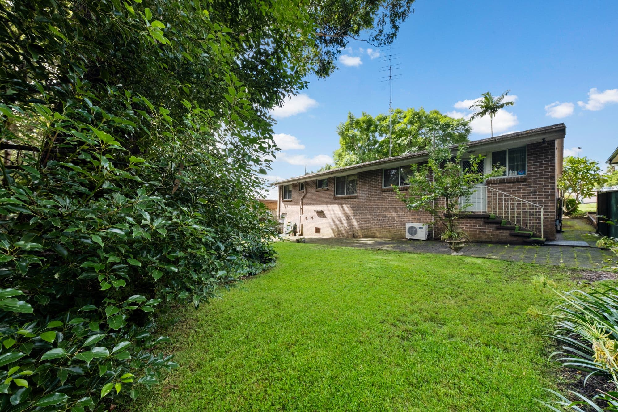 10 Greenwood Avenue, Berkeley Vale NSW 2261, Berkeley Vale - Thumbnail 3