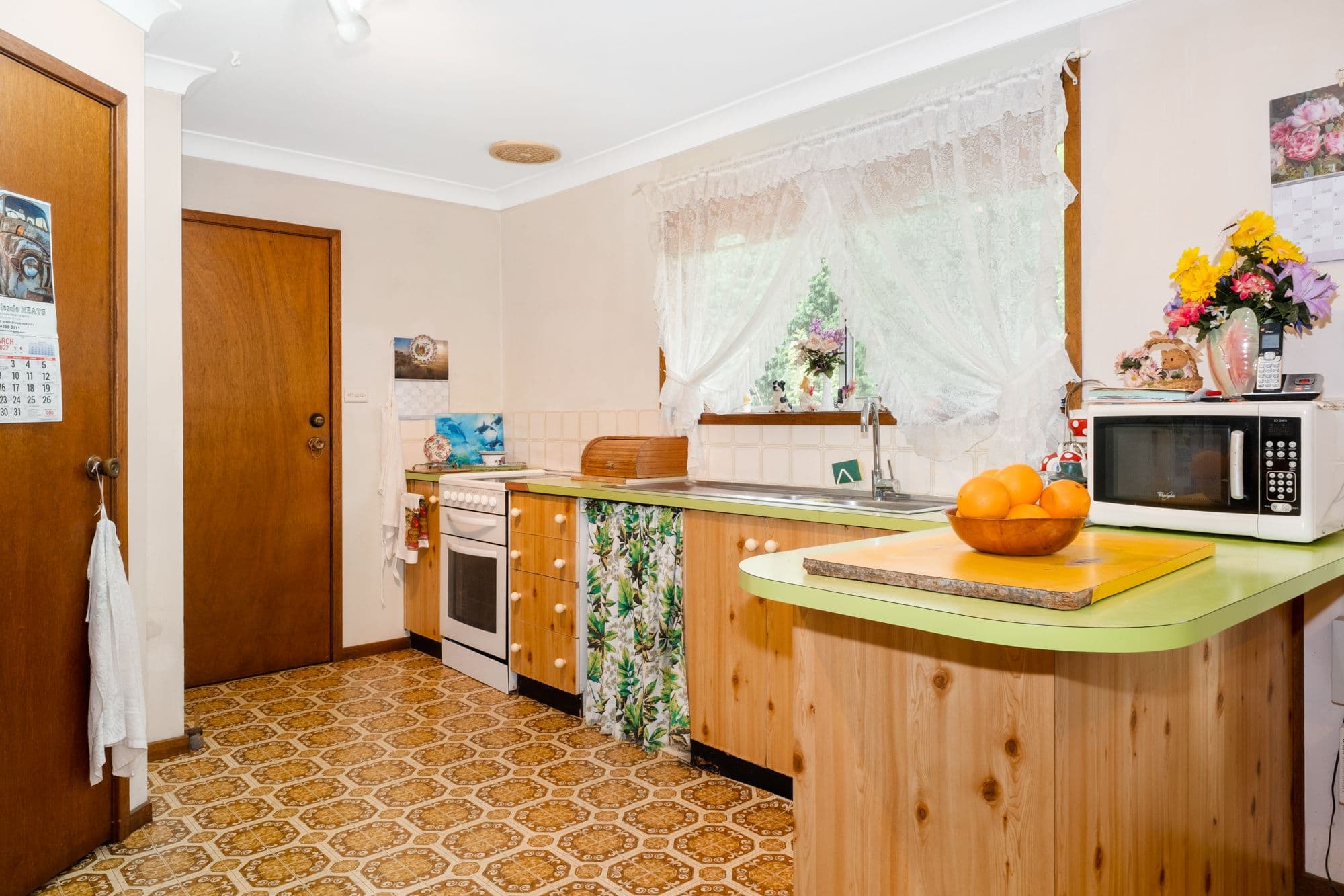 10 Greenwood Avenue, Berkeley Vale NSW 2261, Berkeley Vale - Thumbnail 4