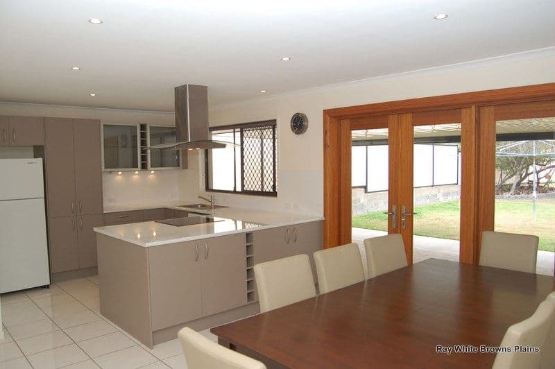 18 Regency Drive, REGENTS PARK QLD 4118, Regents Park - Image 1