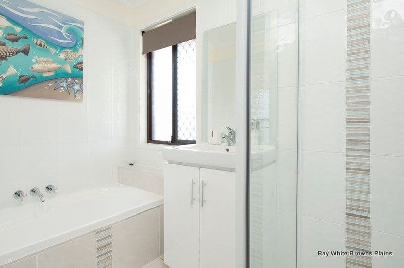 18 Regency Drive, REGENTS PARK QLD 4118, Regents Park - Thumbnail 6