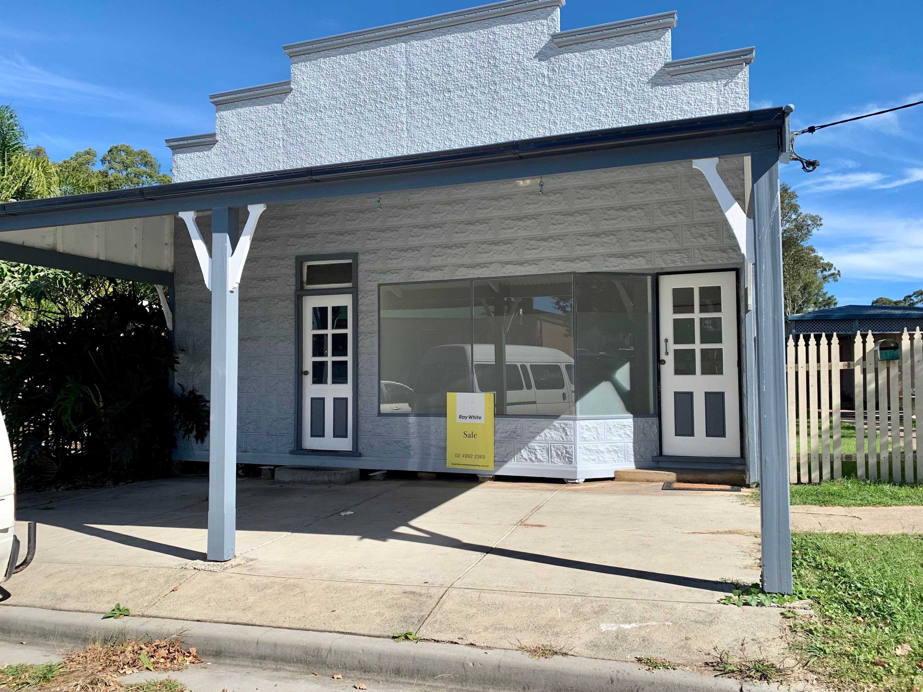 17 Grey Street, Clarence Town - Image 1