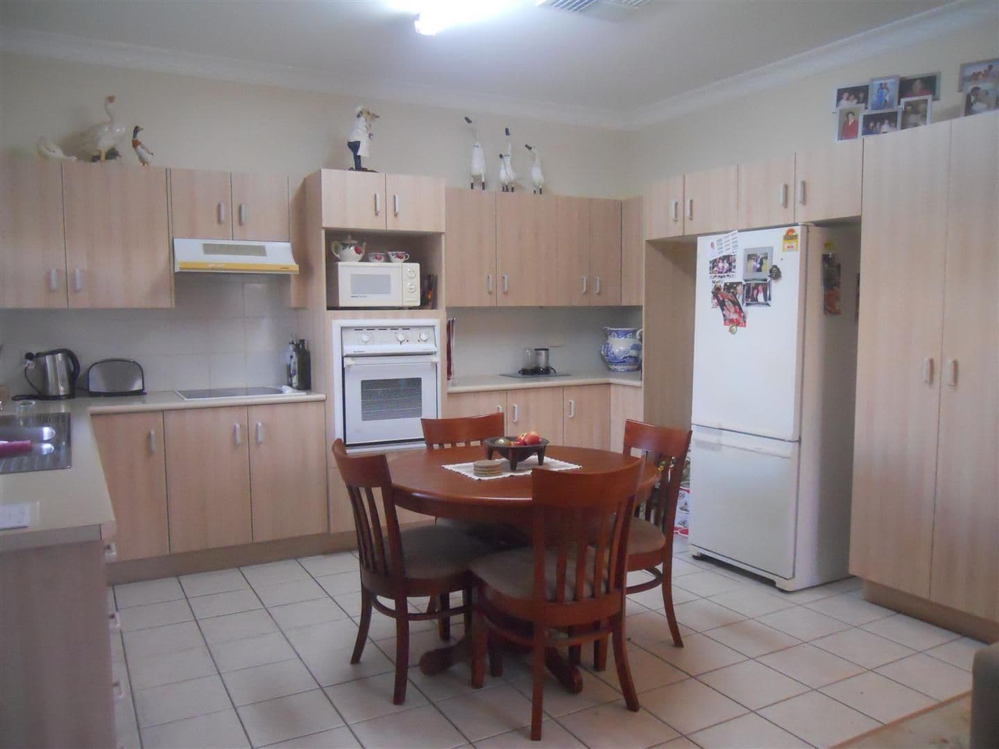 25 Ross Street, Allenstown QLD 4700, Allenstown - Thumbnail 2