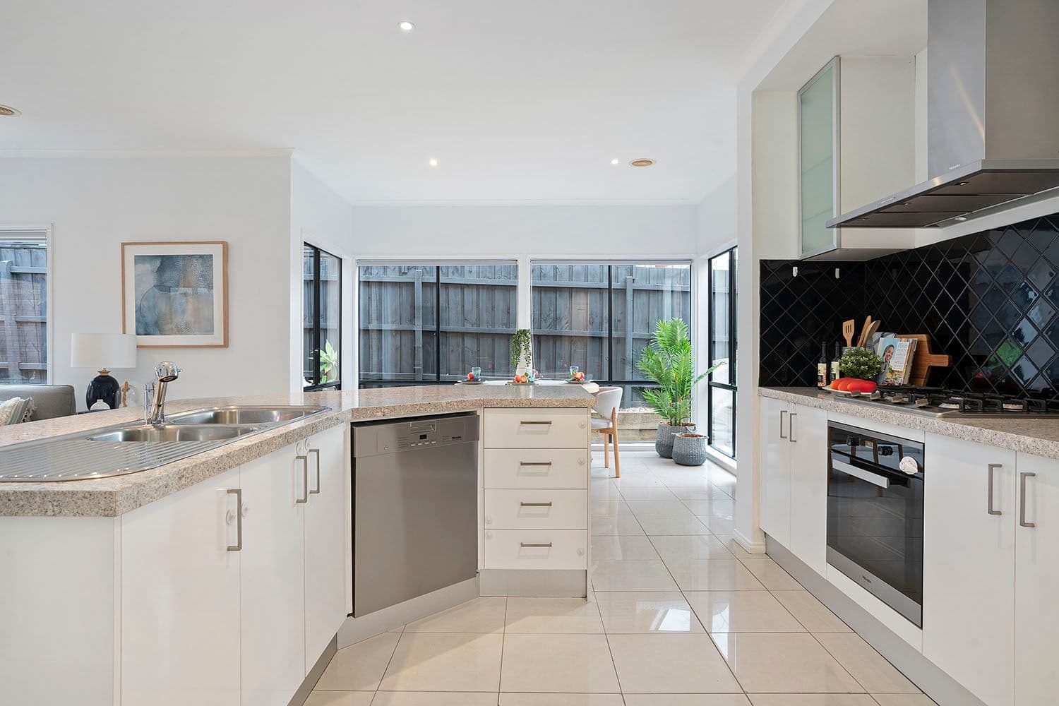 390A Bay Road, Cheltenham VIC 3192, Cheltenham - Thumbnail 6