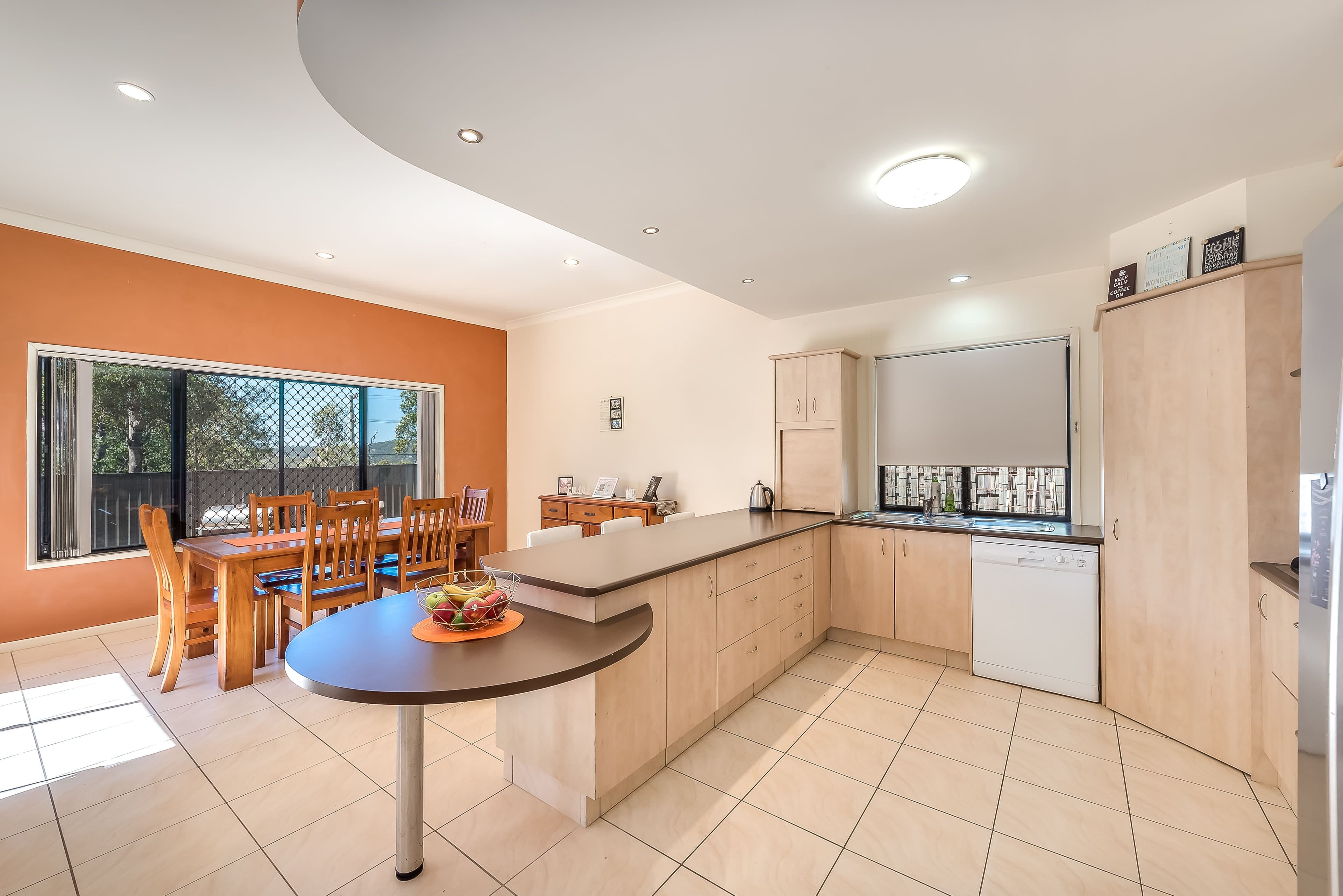 22 Austral Crescent, Pacific Pines QLD 4211, Pacific Pines - Thumbnail 7