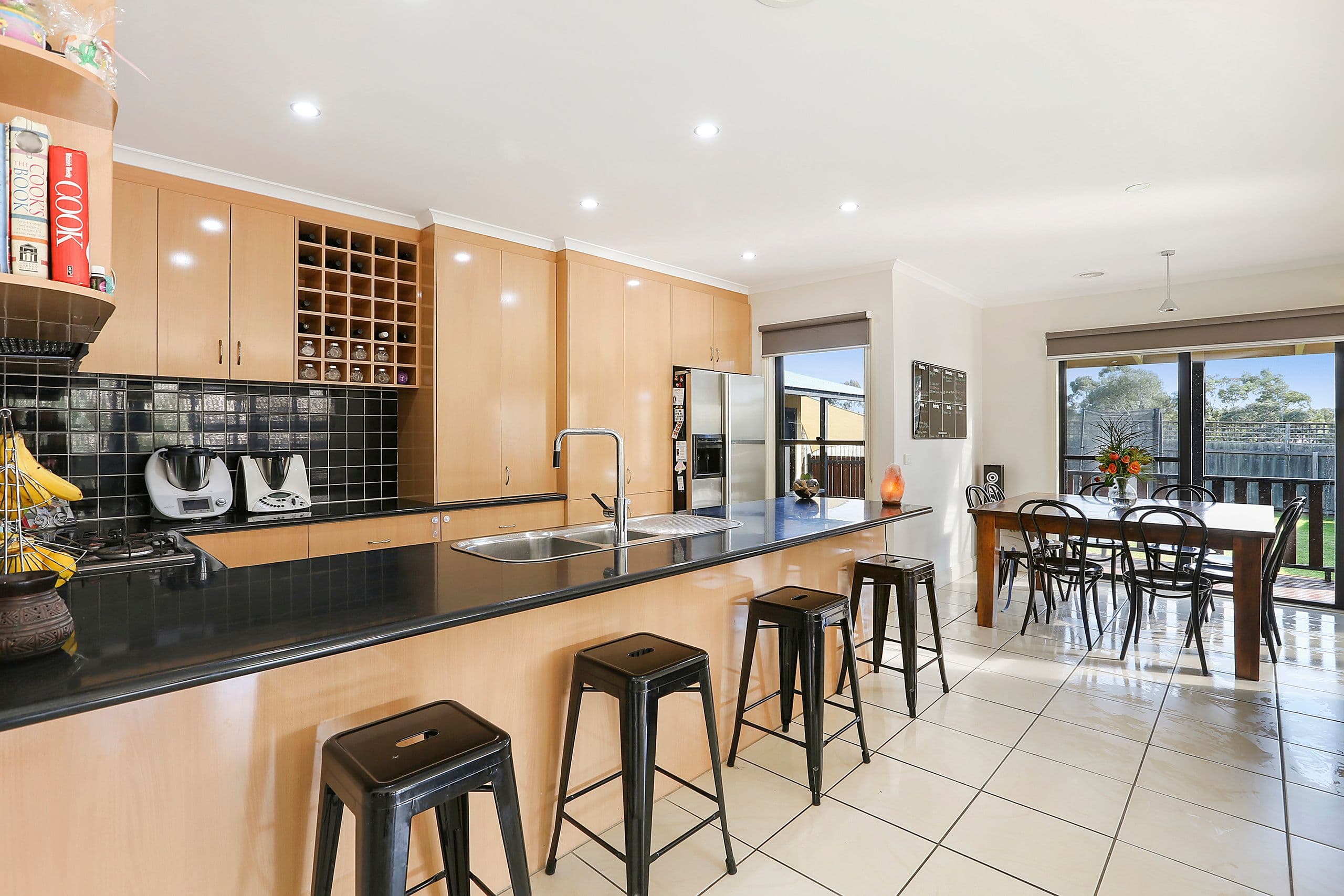 65 Curletts Road, Lara VIC 3212, Lara - Thumbnail 2