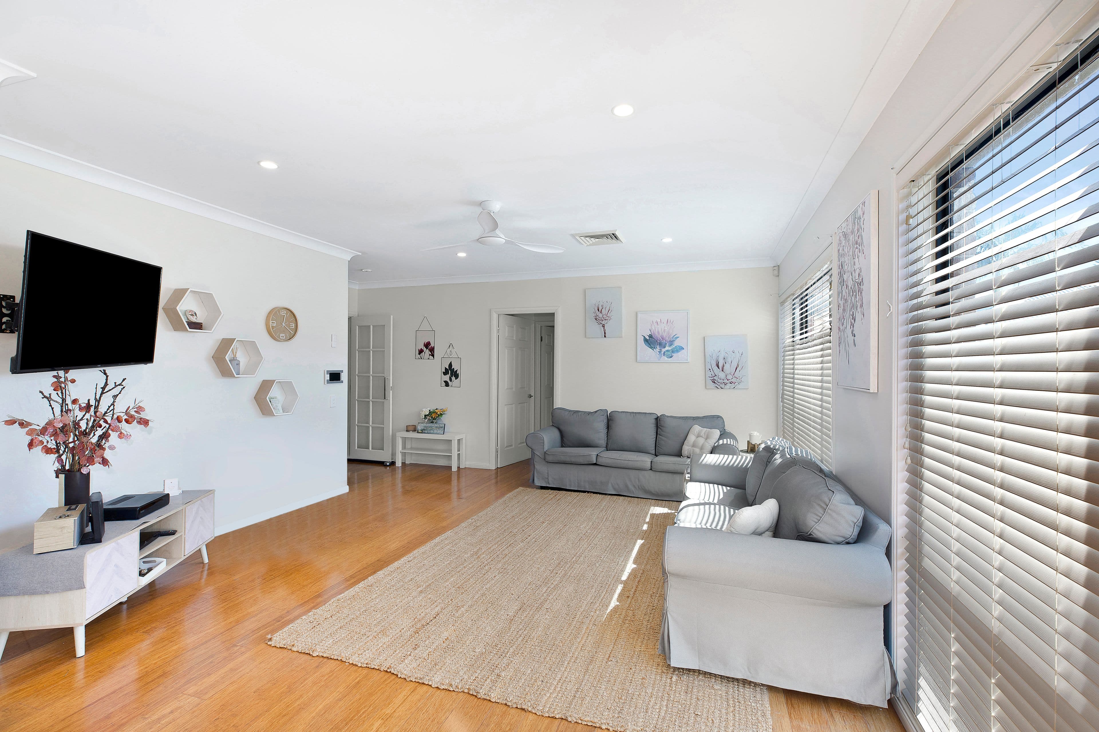 8 Lakeside Parade, The Entrance NSW 2261, The Entrance - Thumbnail 7