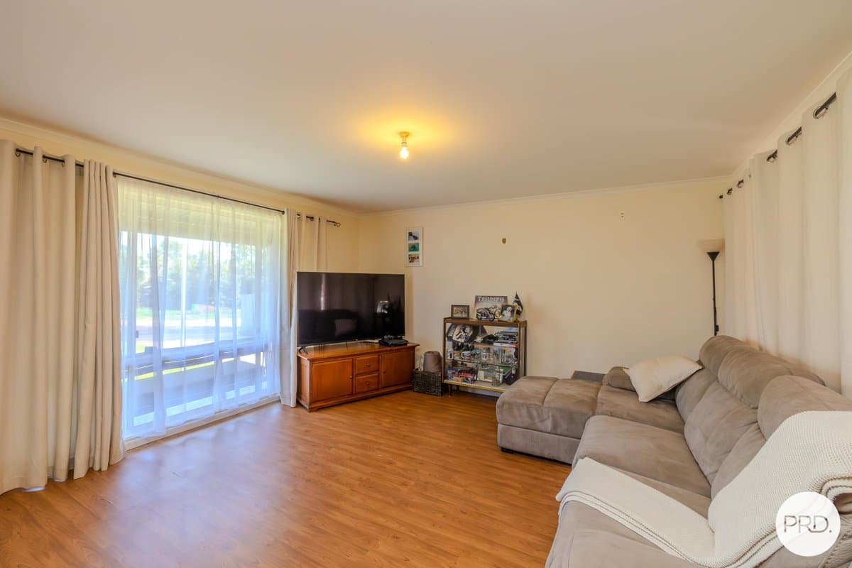 52 Main Avenue North, MERBEIN VIC 3505, Merbein - Thumbnail 3