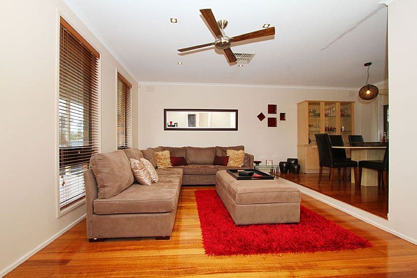 9 Macarthur Court, MILL PARK VIC 3082, Mill Park - Thumbnail 2