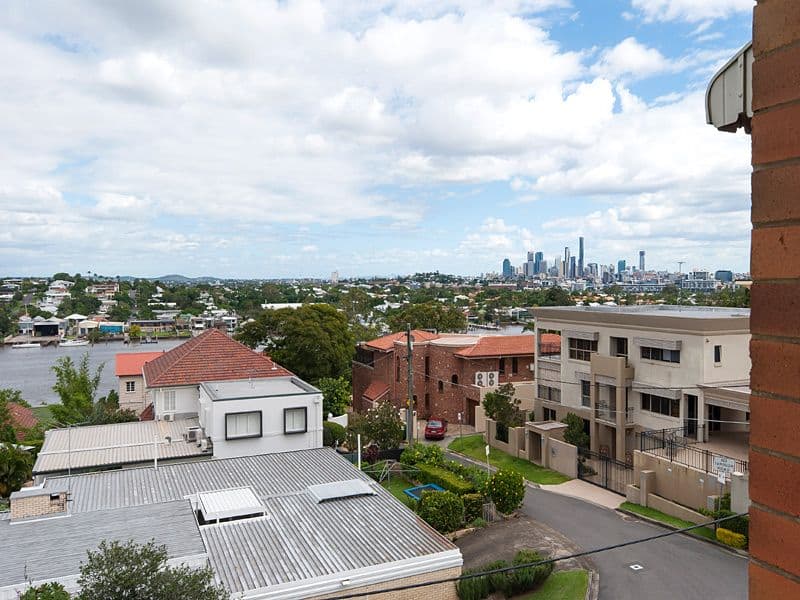 72 Markwell Street, HAMILTON QLD 4007, Hamilton - Thumbnail 2