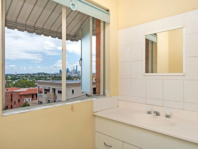 72 Markwell Street, HAMILTON QLD 4007, Hamilton - Thumbnail 8