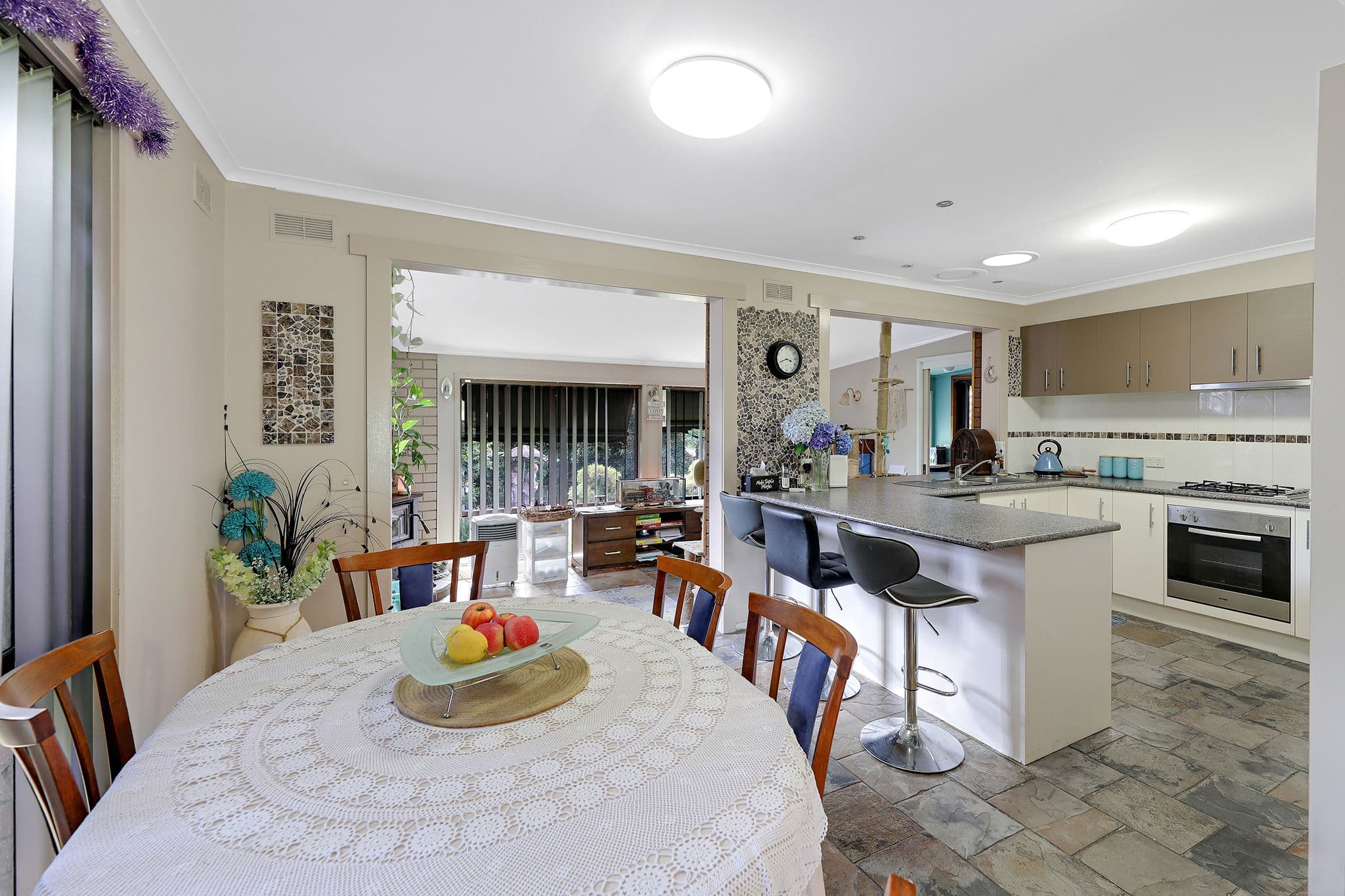 23 Ferris Street, Drouin VIC 3818, Drouin - Thumbnail 2