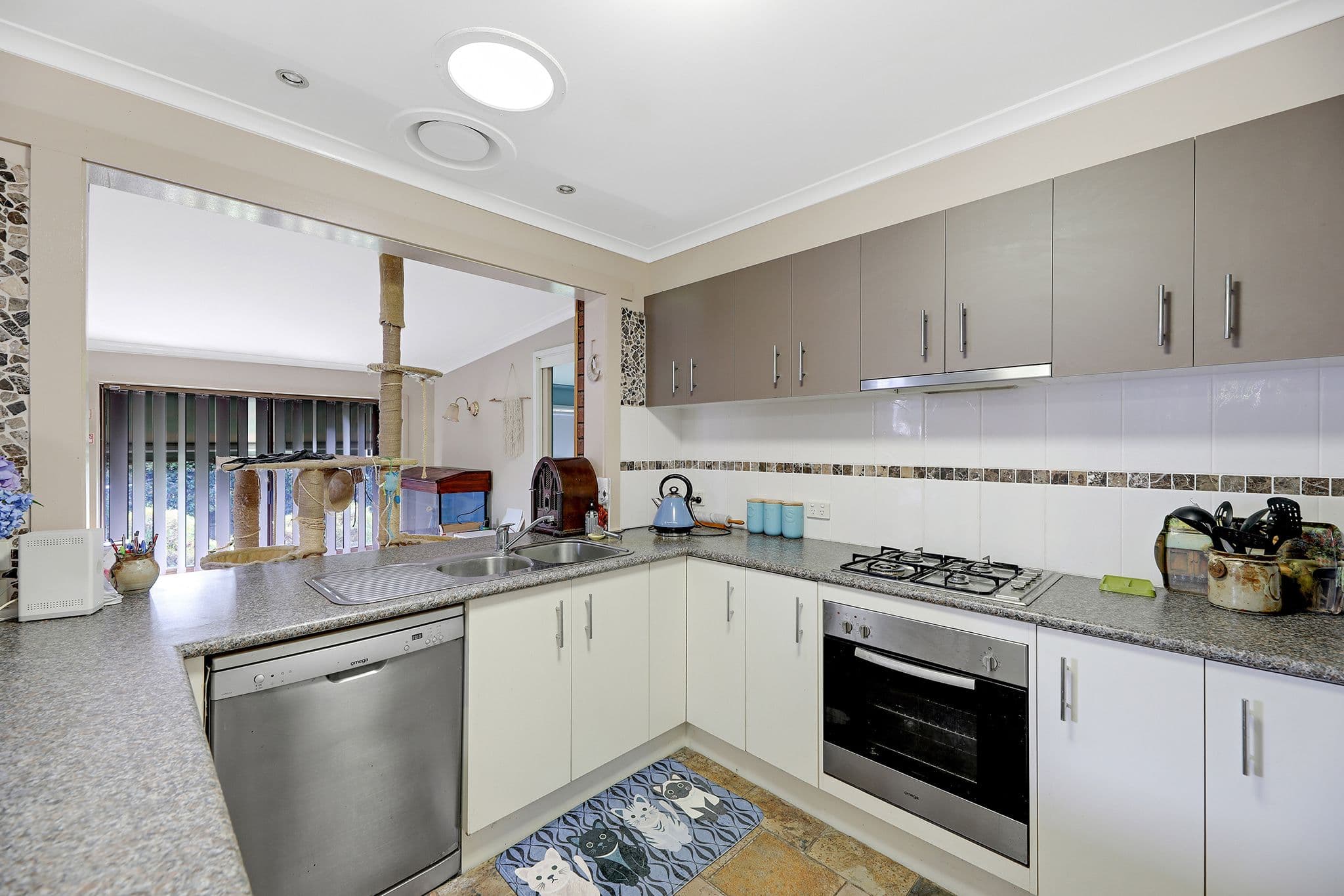 23 Ferris Street, Drouin VIC 3818, Drouin - Thumbnail 3