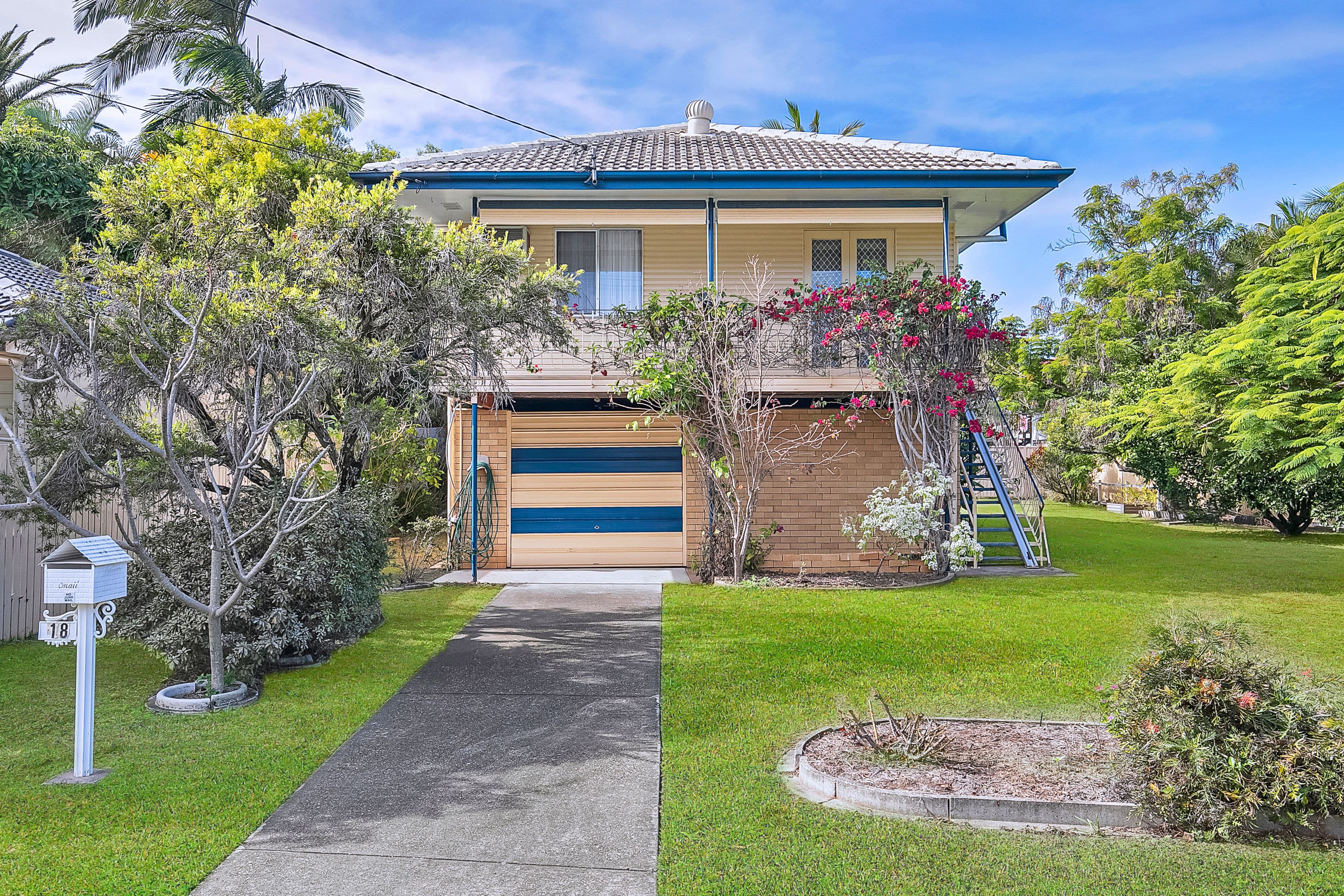 18 Fernlea Avenue, Scarborough QLD 4020, Scarborough - Image 1