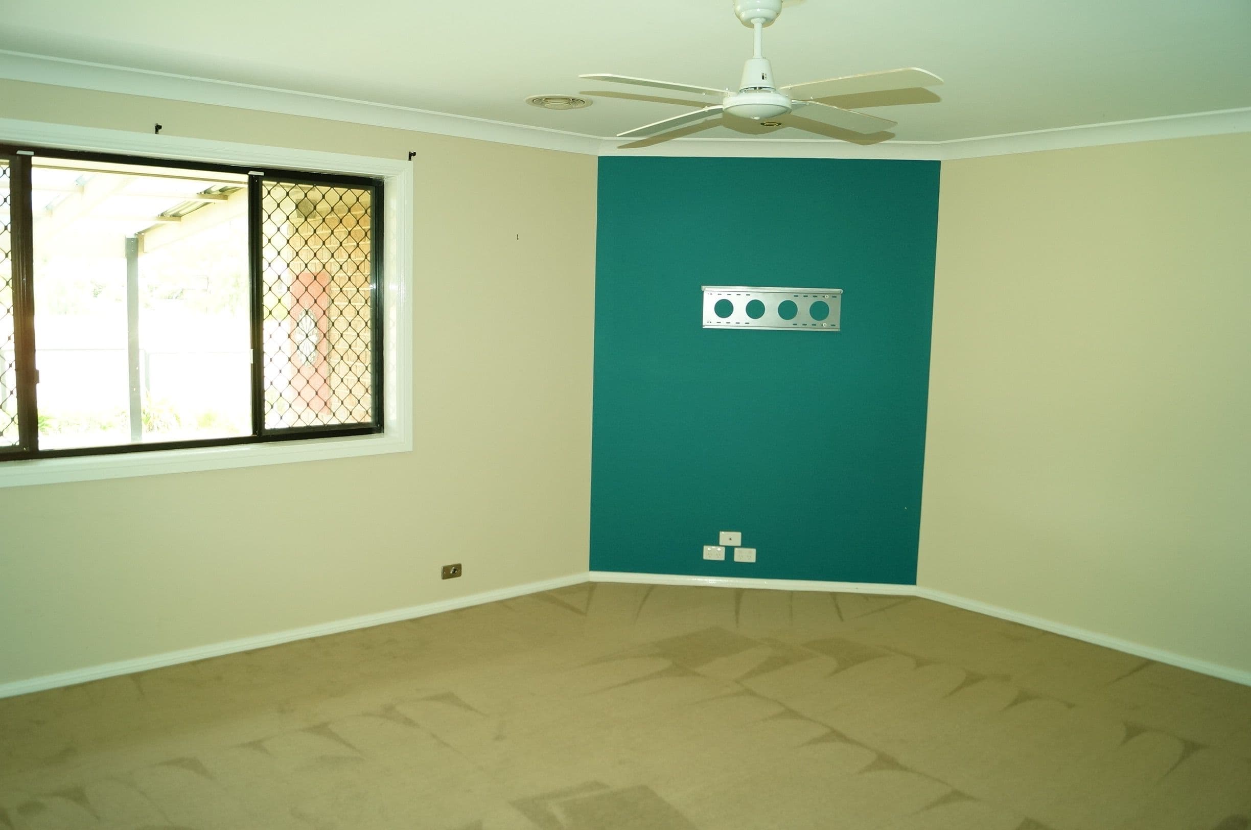 19 Brooklands Drive, Orange - Thumbnail 3