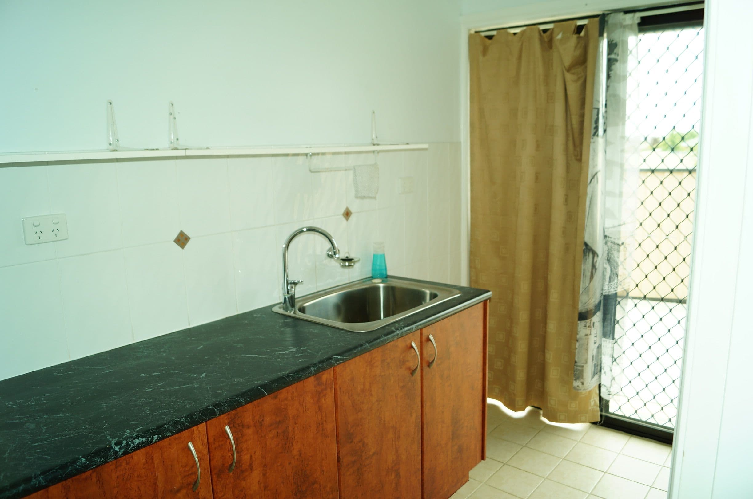 19 Brooklands Drive, Orange - Thumbnail 5