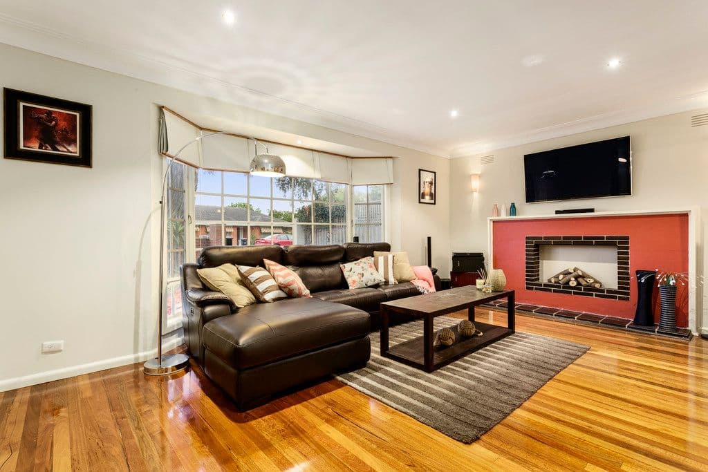 10 Menarra Street, Doncaster VIC 3108, Doncaster - Thumbnail 2