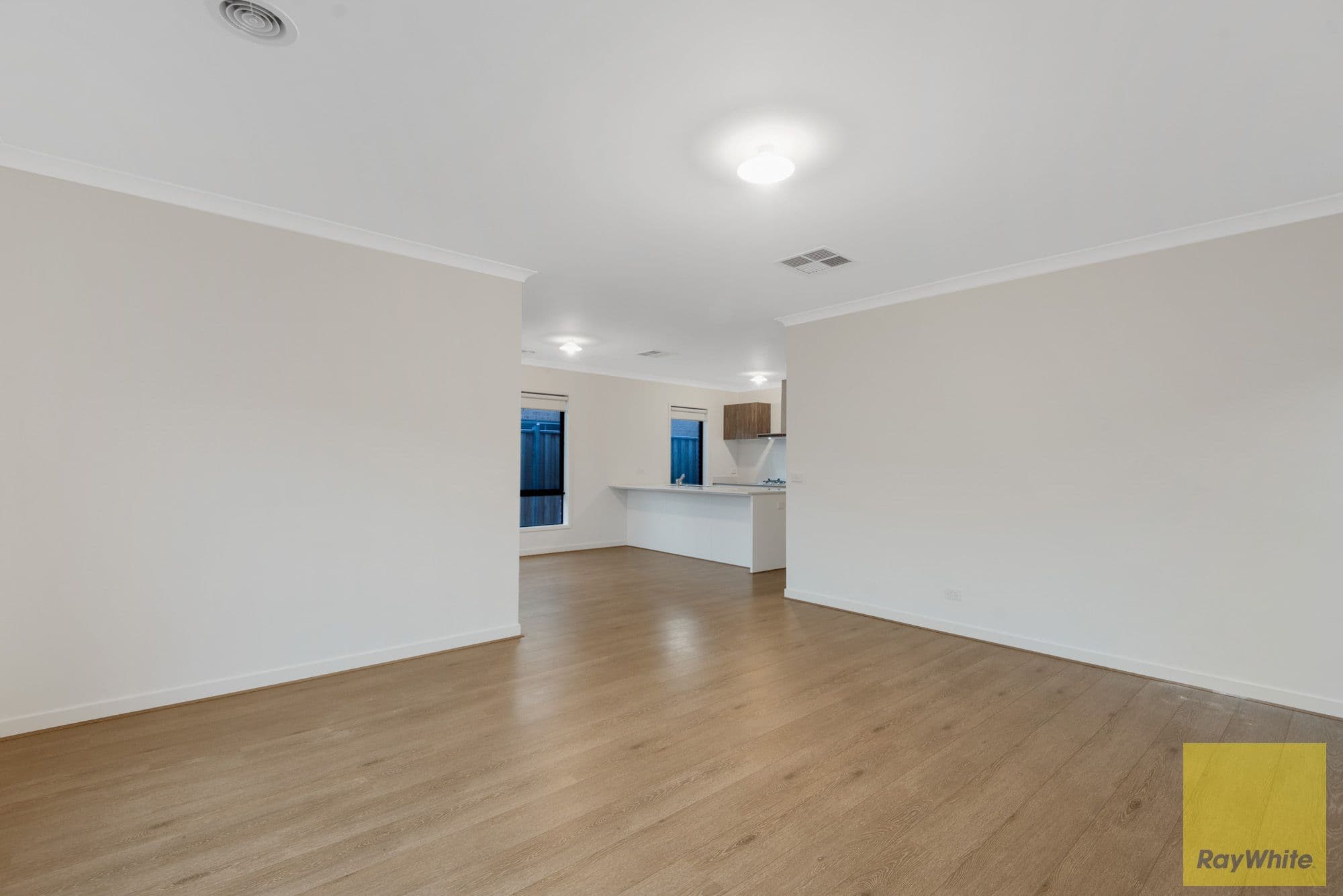 10 Midgard Street, Truganina VIC 3029, Truganina - Thumbnail 7