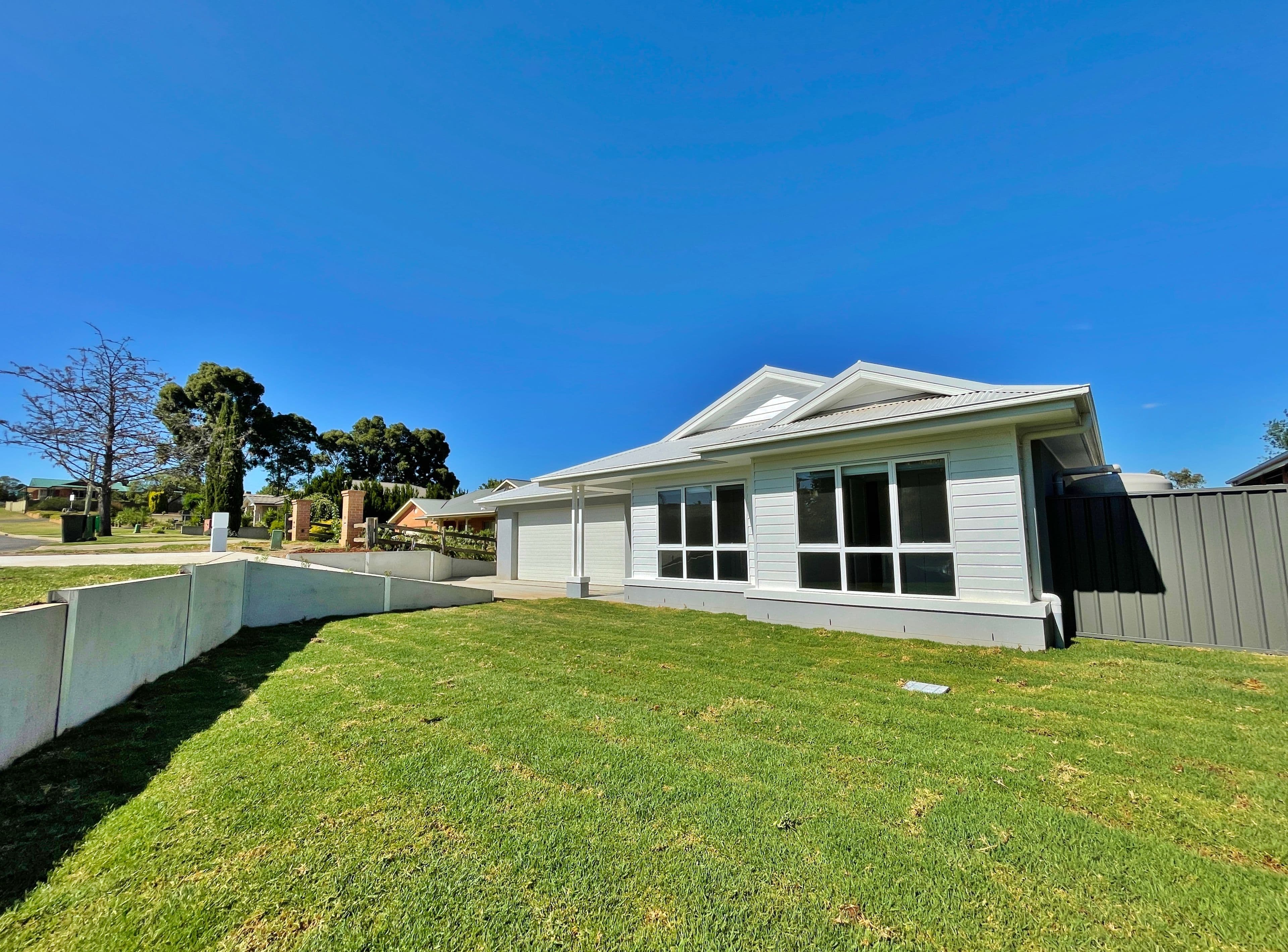 57B Fontenoy Street, Young NSW 2594, Young - Thumbnail 2