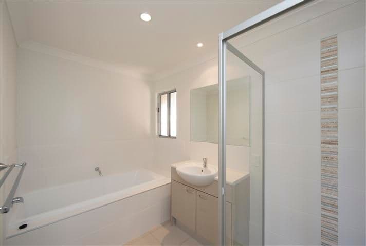 13 Carlsson Place, KIRKWOOD QLD 4680, Kirkwood - Thumbnail 7