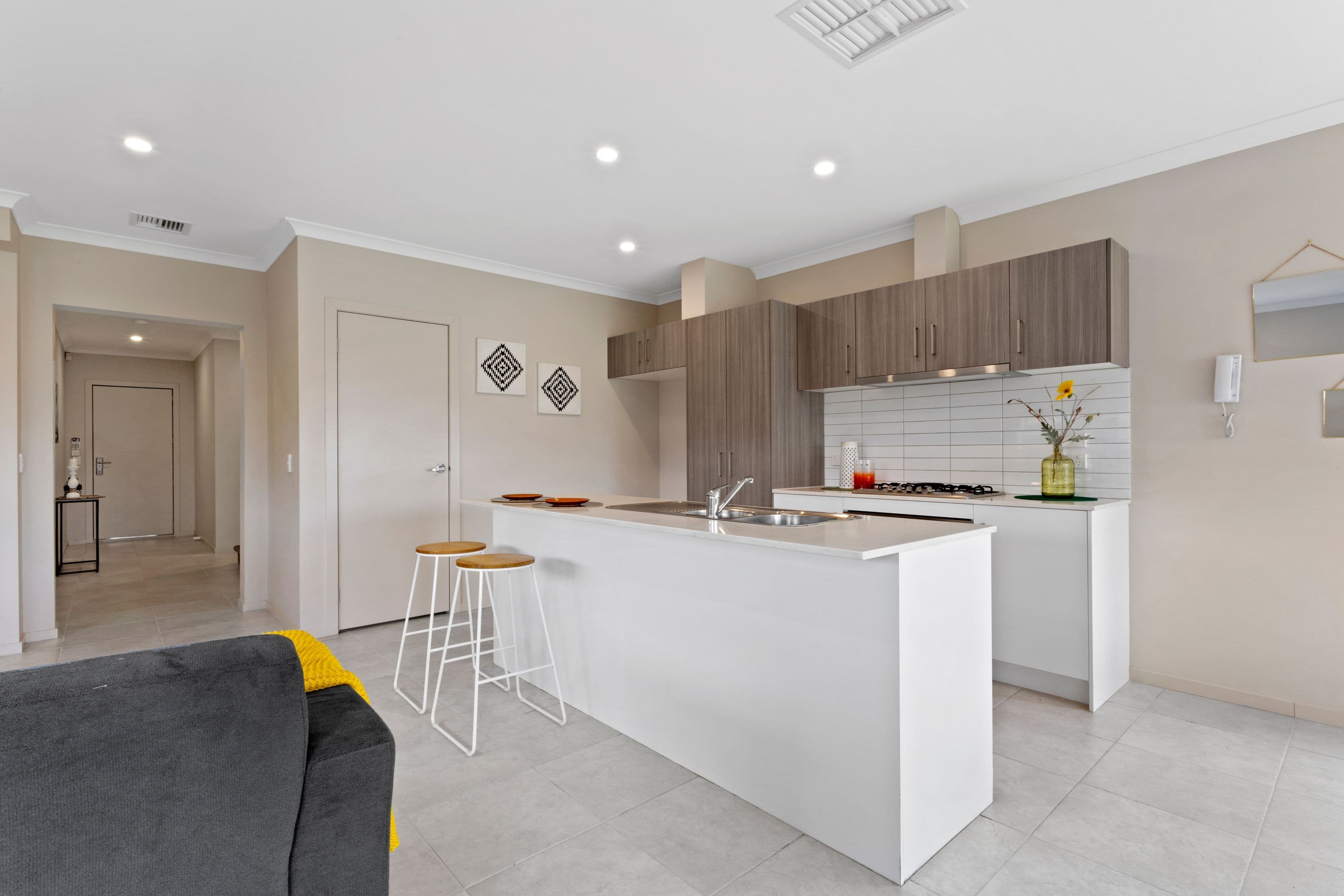 51 Wellington Street, Mernda VIC 3754, Mernda - Thumbnail 3