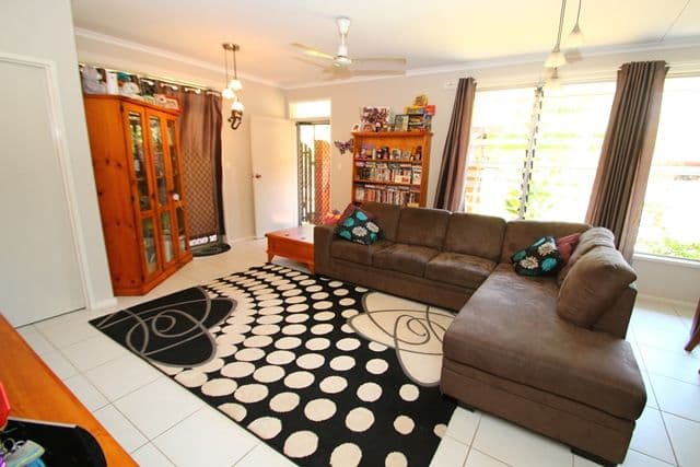 7 Wallace Court, KATHERINE NT 0850, Katherine East - Thumbnail 2