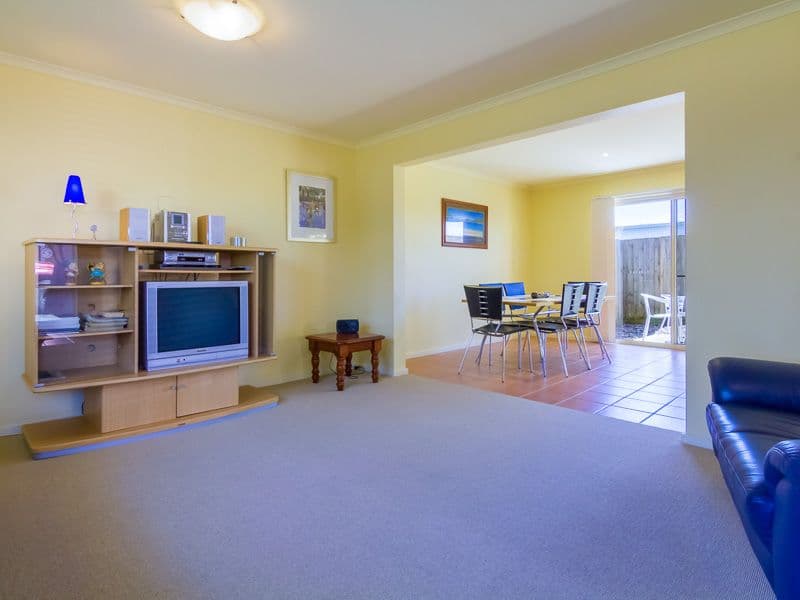 6 Hollydene Court, COWES VIC 3922, Cowes - Thumbnail 5
