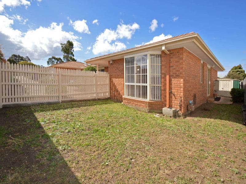 99 Pasley Street, SUNBURY VIC 3429, Sunbury - Thumbnail 6