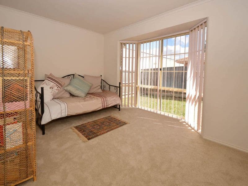 99 Pasley Street, SUNBURY VIC 3429, Sunbury - Thumbnail 7