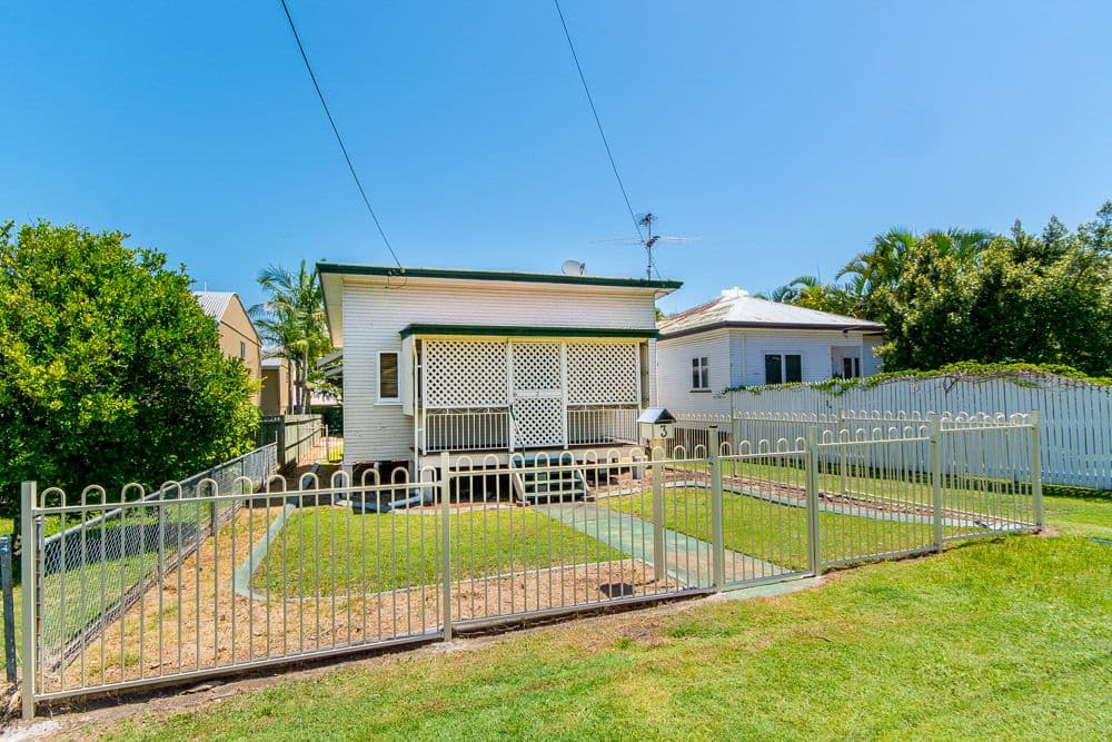 3 Jamieson Street, Redcliffe QLD 4020, Redcliffe - Image 1