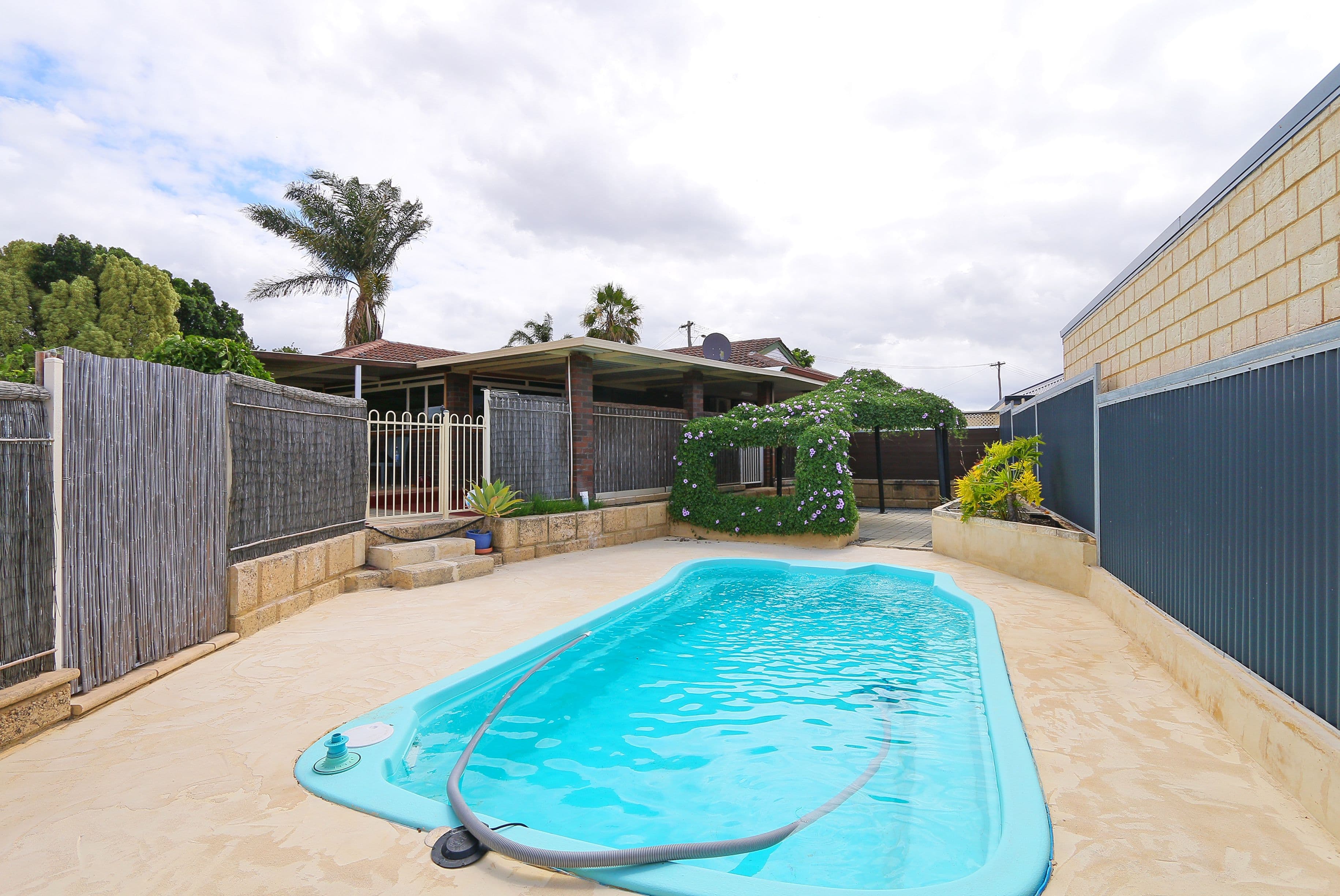 6 Harvey Close, Gosnells WA 6110, Gosnells - Image 1