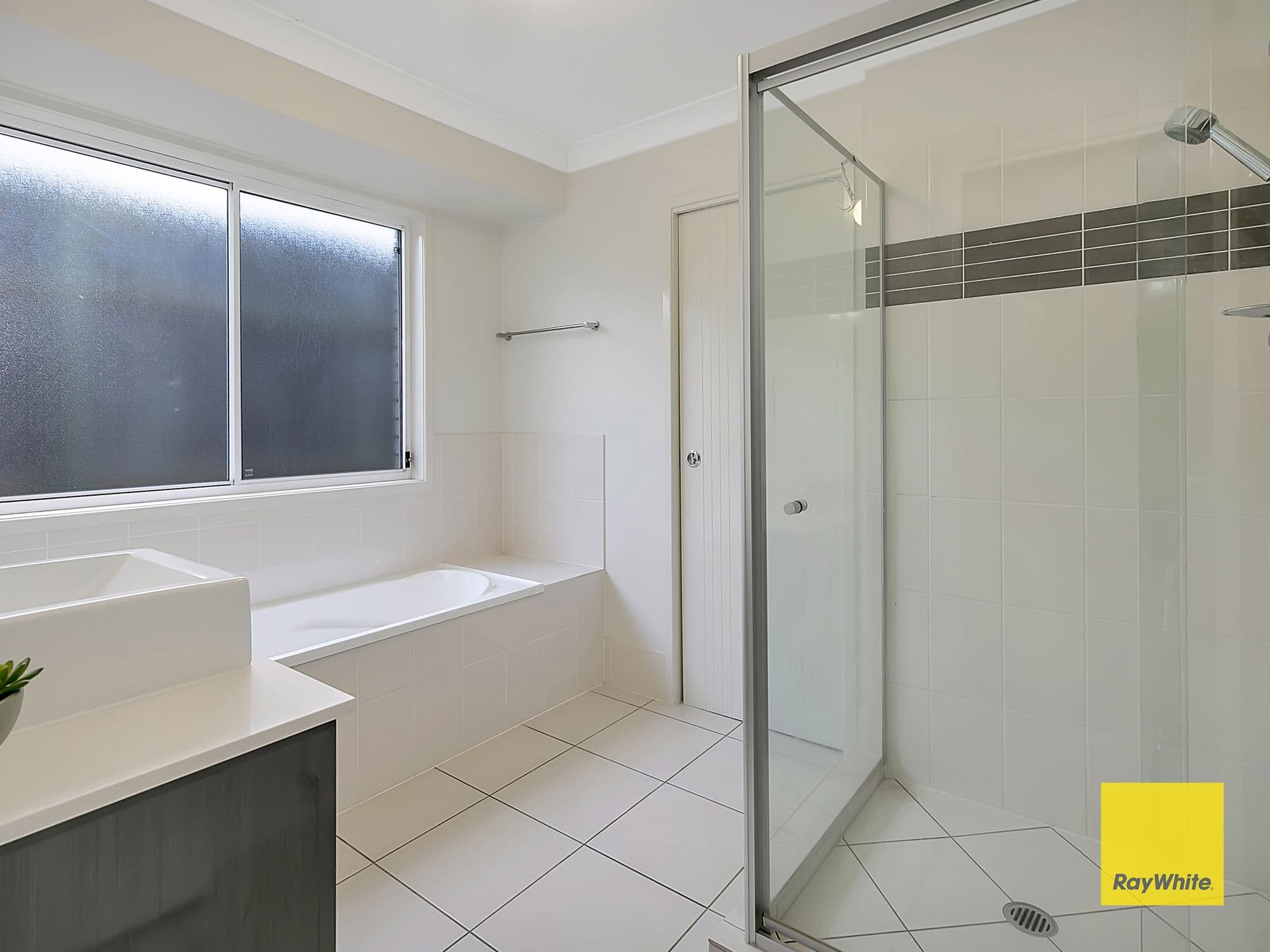 31 Whipbird Circuit, Victoria Point QLD 4165, Victoria Point - Thumbnail 4