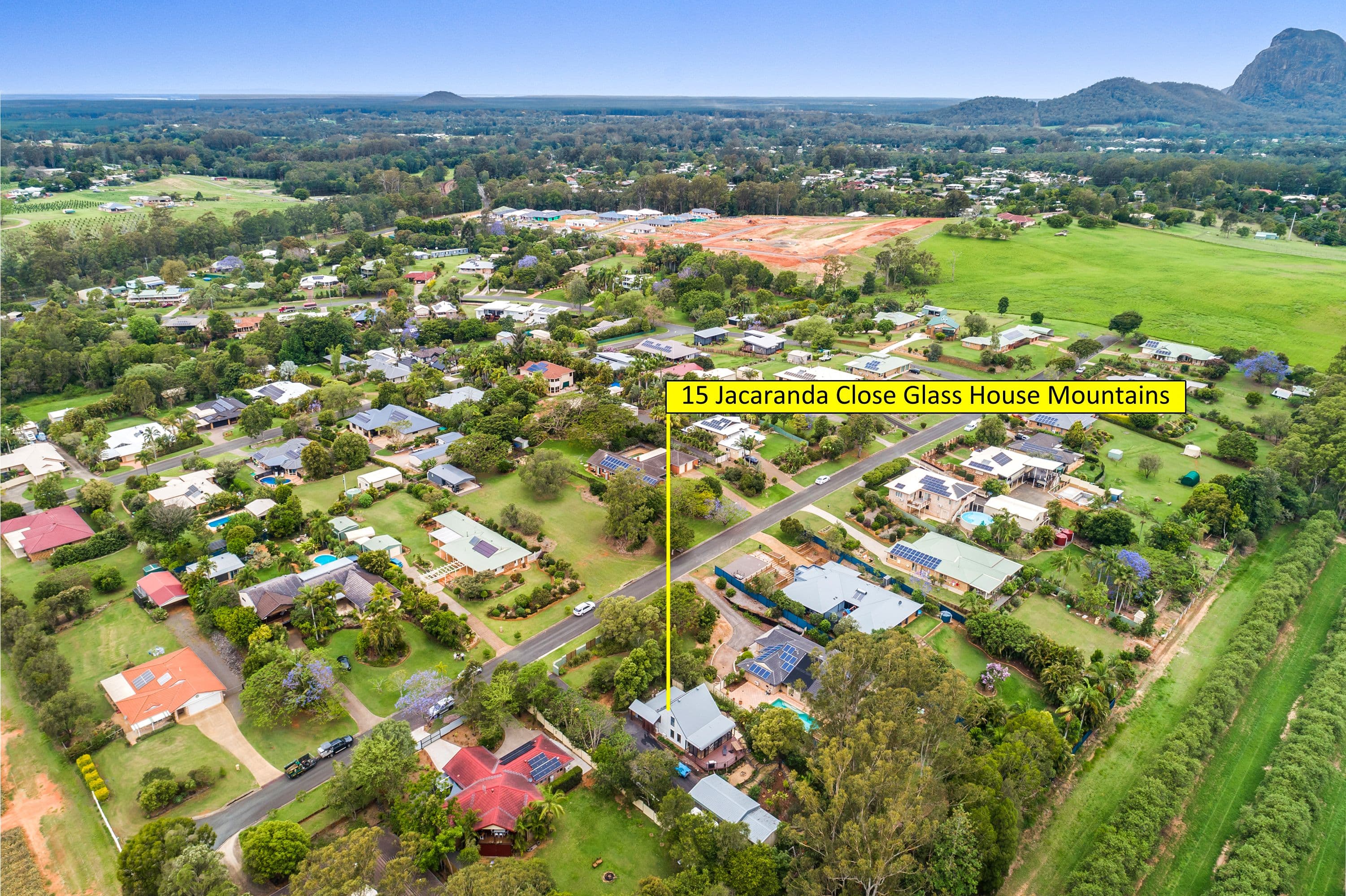 15 Jacaranda Close, Glass House Mountains QLD 4518, Glass House Mountains - Thumbnail 3