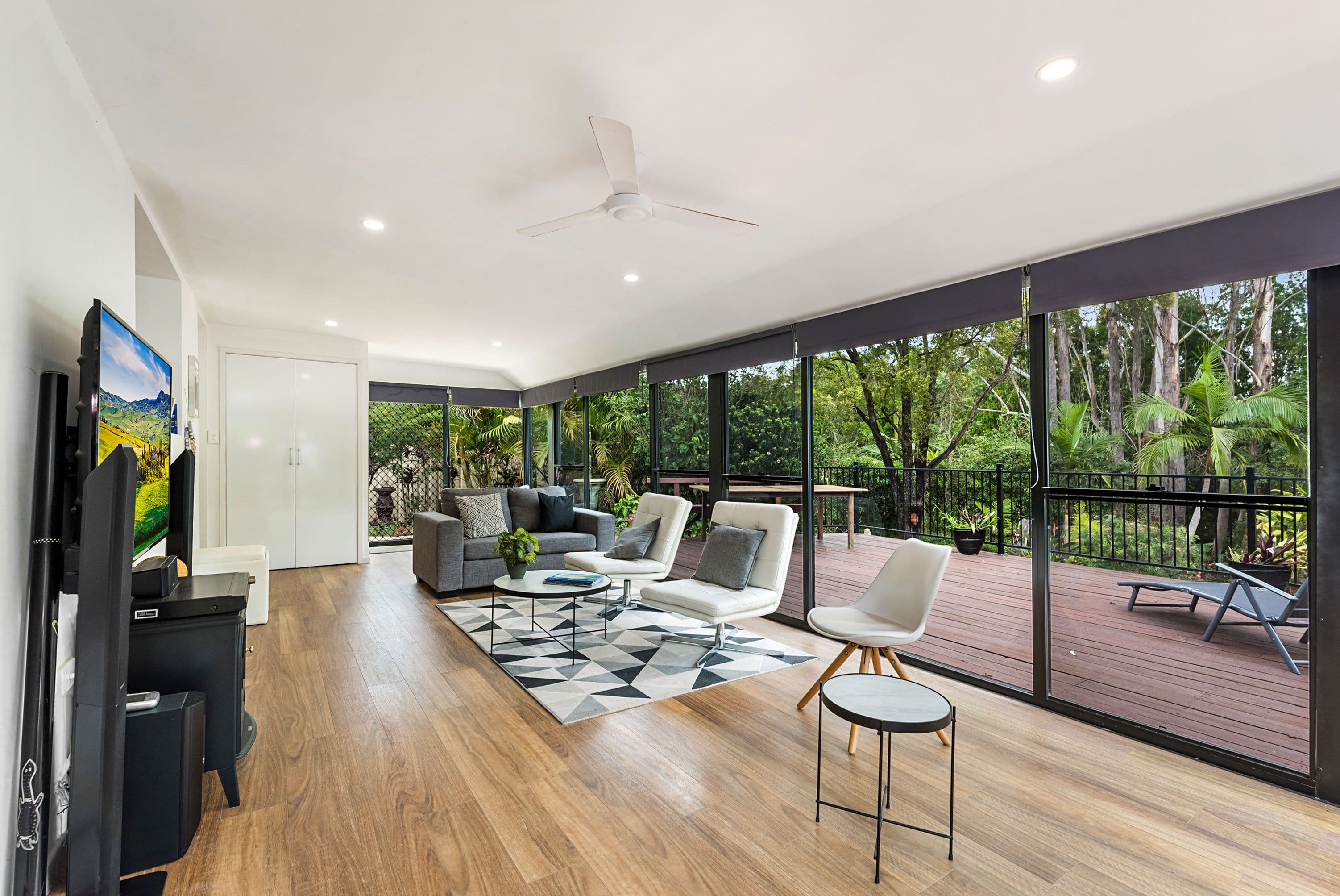 15 Jacaranda Close, Glass House Mountains QLD 4518, Glass House Mountains - Thumbnail 5