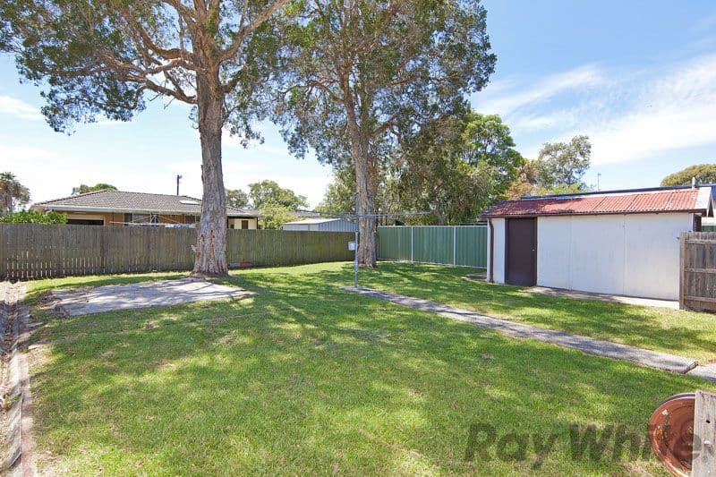 18 Glenlake Avenue, TOUKLEY NSW 2263, Toukley - Thumbnail 5