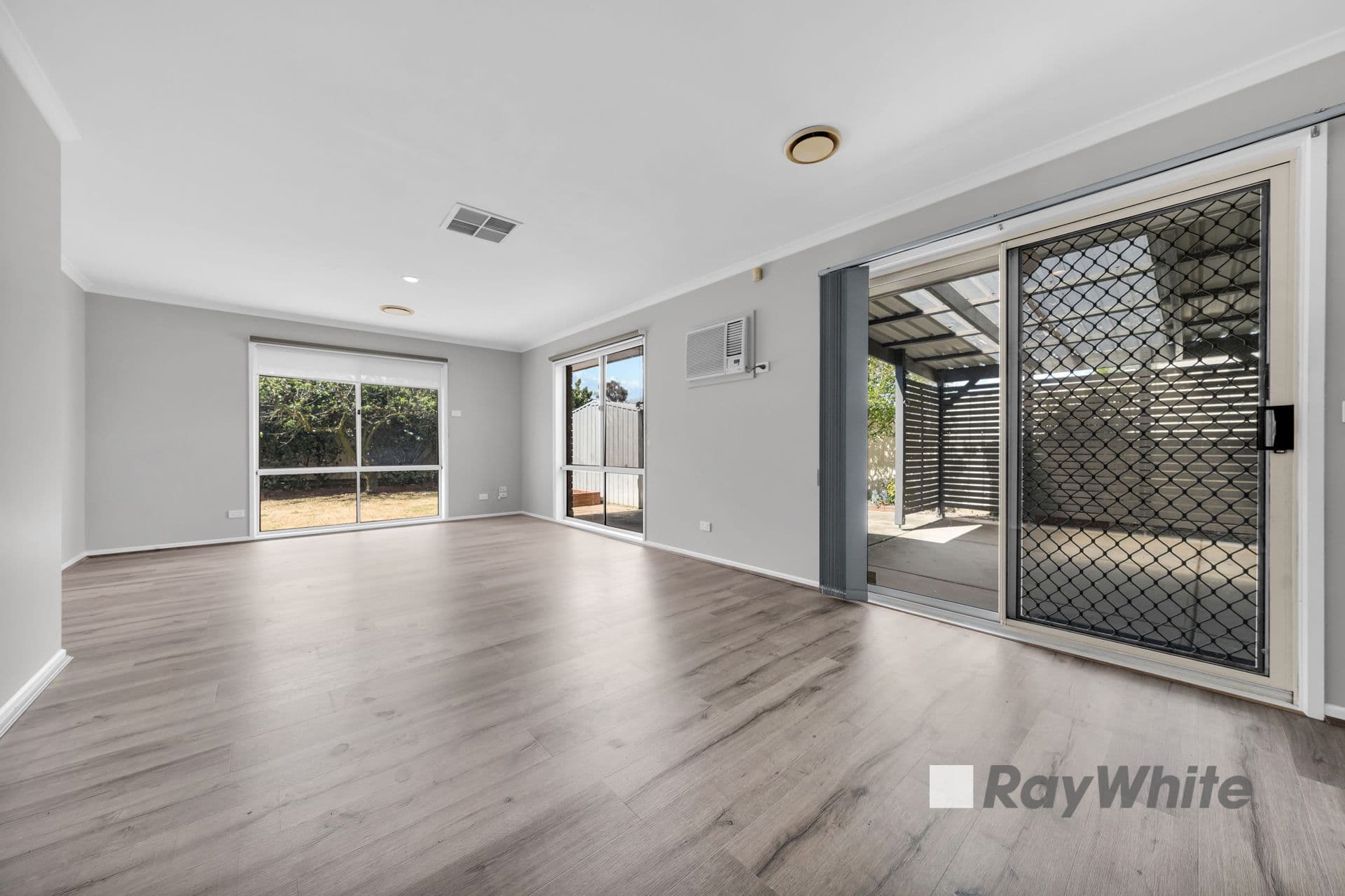 4 Maldon Court, Narre Warren VIC 3805, Narre Warren - Thumbnail 4
