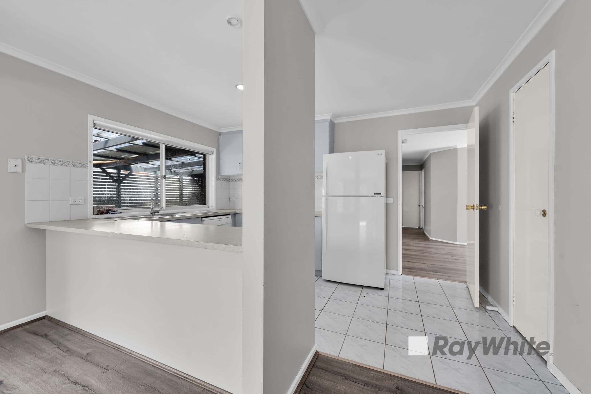 4 Maldon Court, Narre Warren VIC 3805, Narre Warren - Thumbnail 5