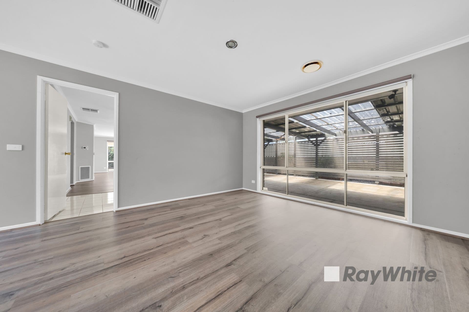 4 Maldon Court, Narre Warren VIC 3805, Narre Warren - Thumbnail 6