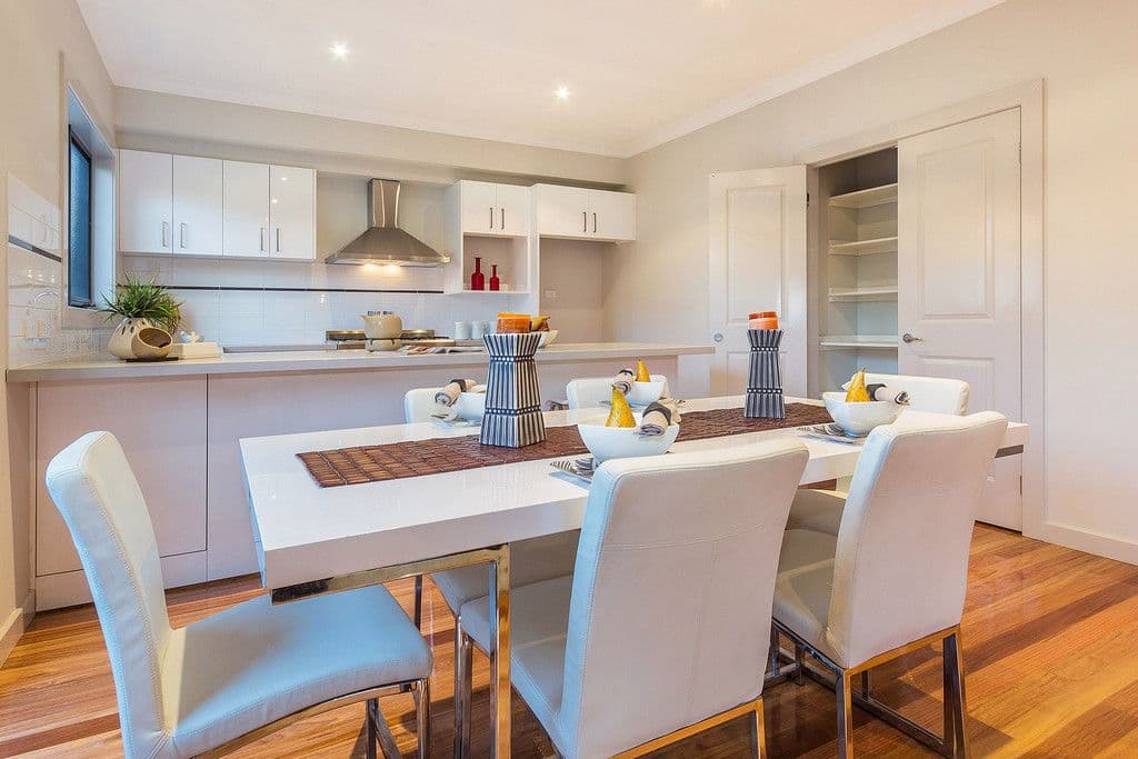 8a Vannam Drive, ASHWOOD VIC 3147, Ashwood - Thumbnail 5