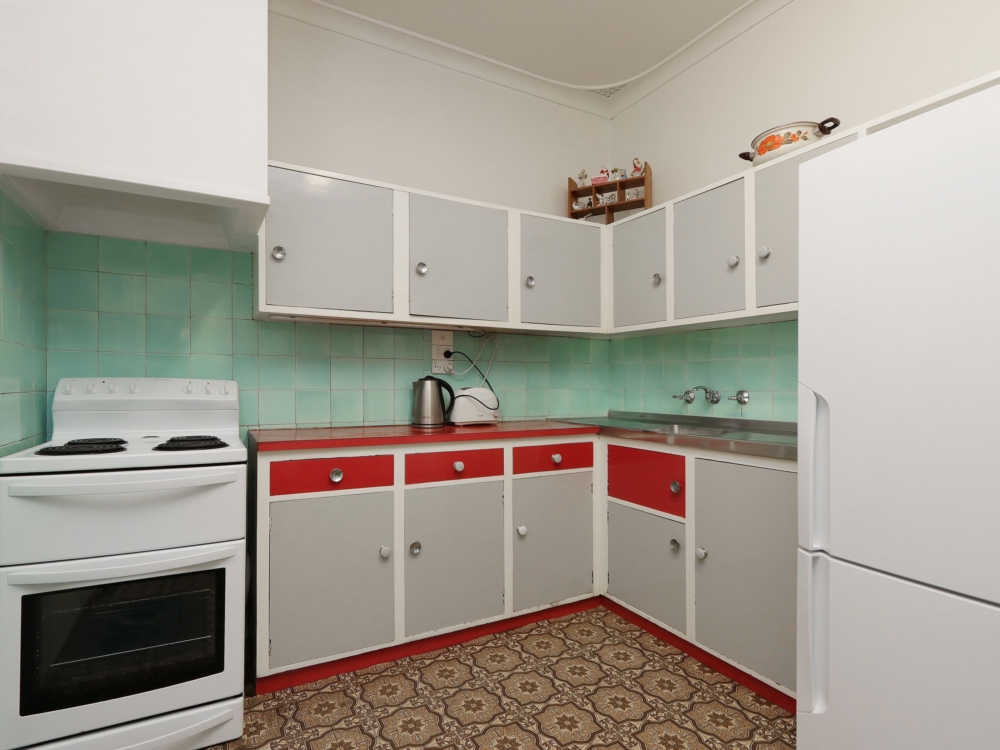 4 Boundary Road, St James WA 6102, St James - Thumbnail 3