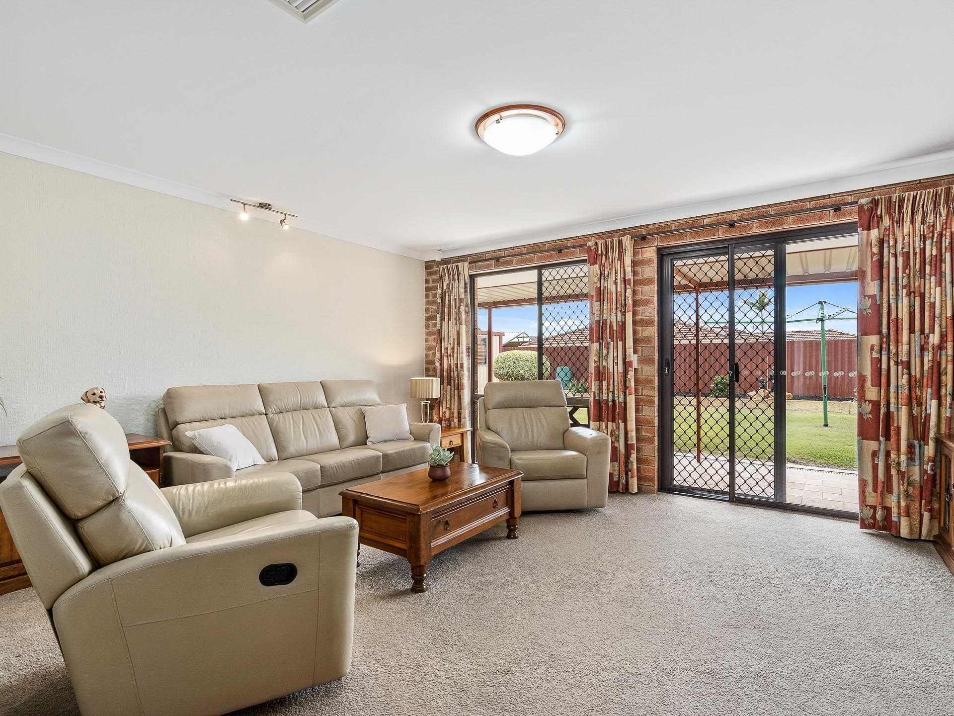 9 Deschamp Road, Noranda WA 6062, Noranda - Thumbnail 2