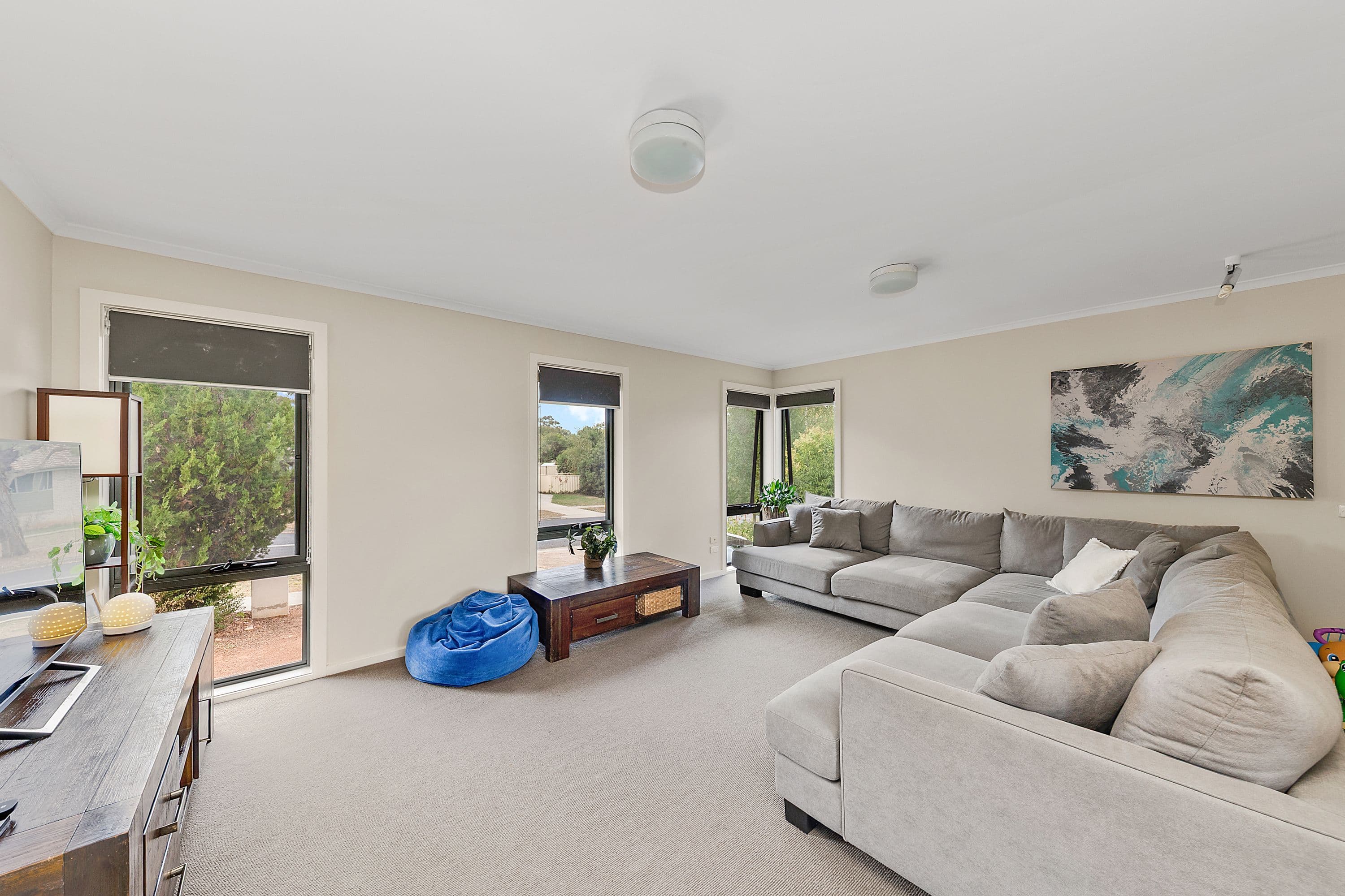 82 Chuculba Crescent, Giralang ACT 2617, Giralang - Thumbnail 2