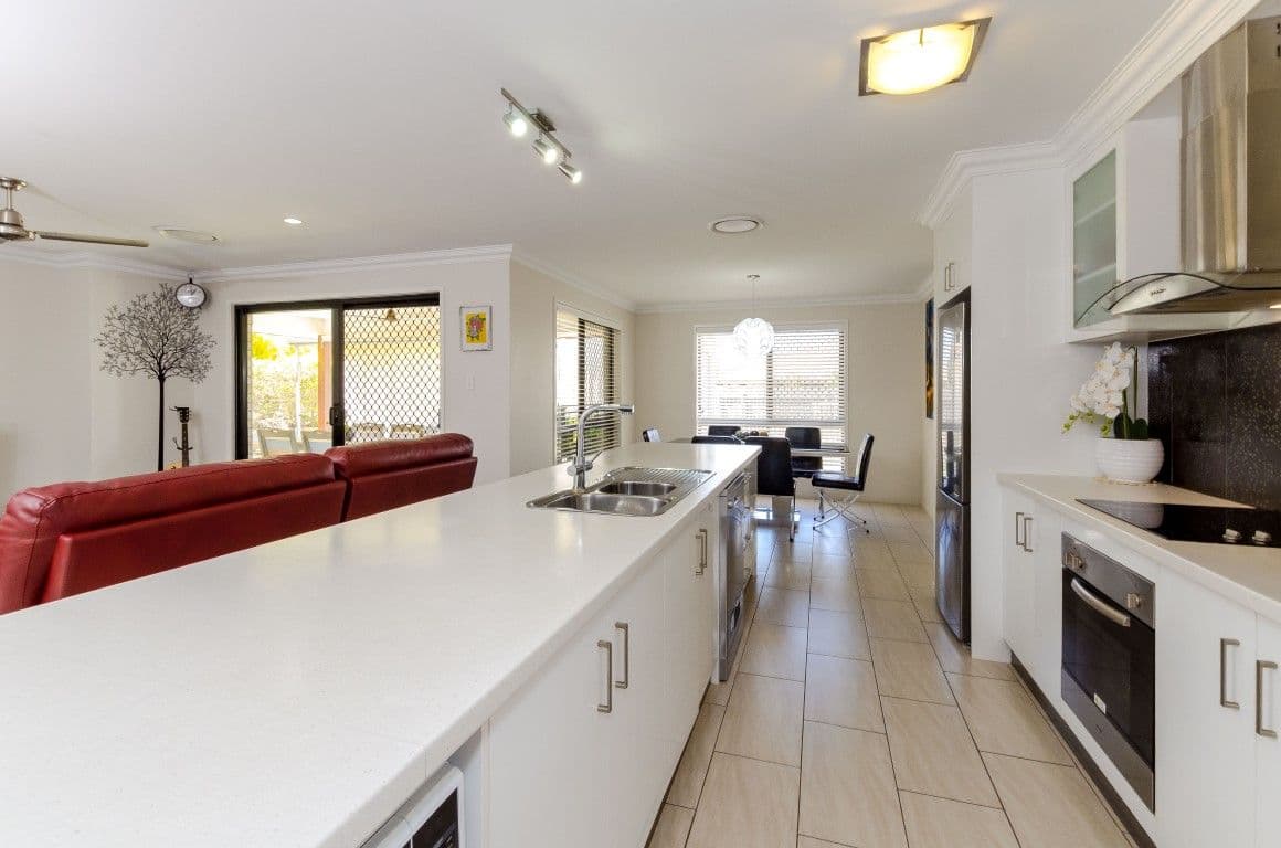 22 Spence Court, Kirkwood QLD 4680, Kirkwood - Thumbnail 3